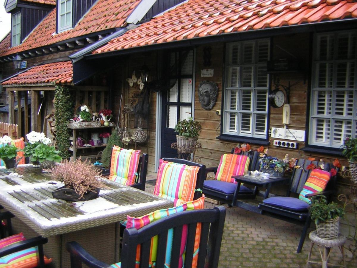 Prive Tuinhuis B&B Elly Sint Pancras Exteriér fotografie