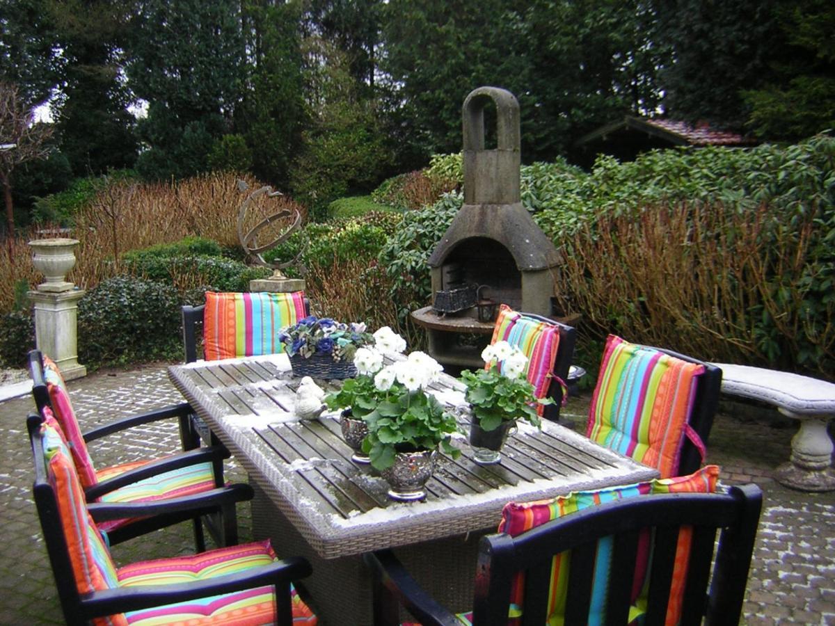Prive Tuinhuis B&B Elly Sint Pancras Exteriér fotografie